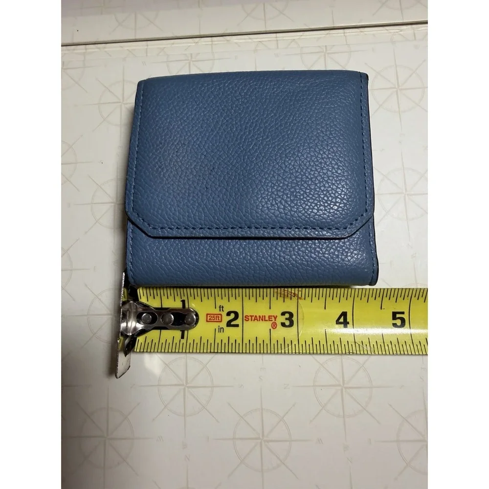MICHAEL KORS HAYES Trifold Coin Blue Pebble Leather Wallet